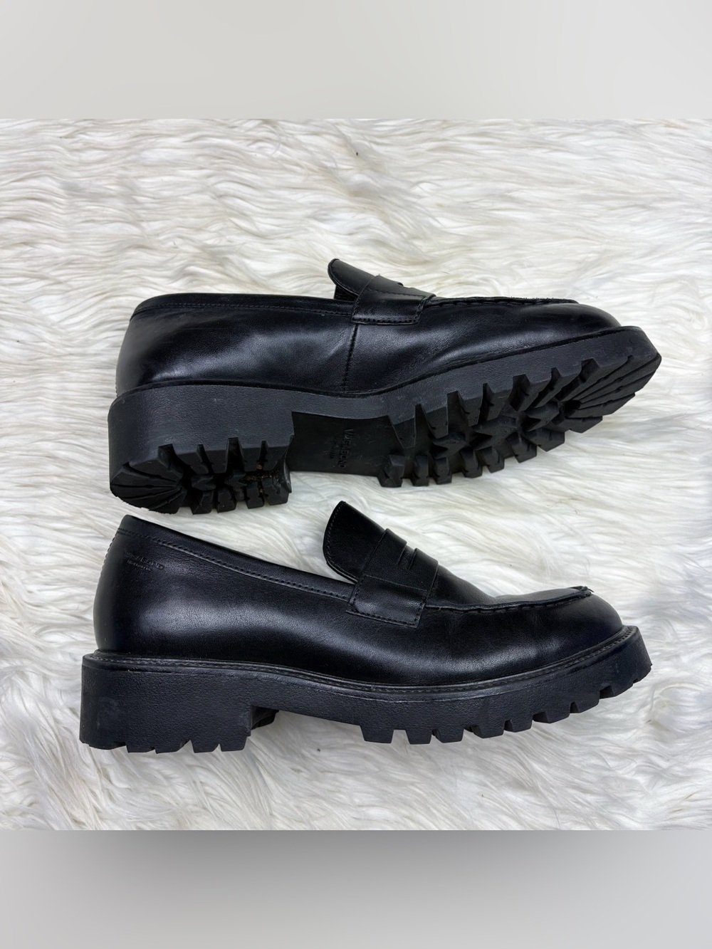 Vagabond Kenova Loafers Black Leather Penny Chunky Lug Sole Preppy Womens Size 8 - Picture 5 of 11
